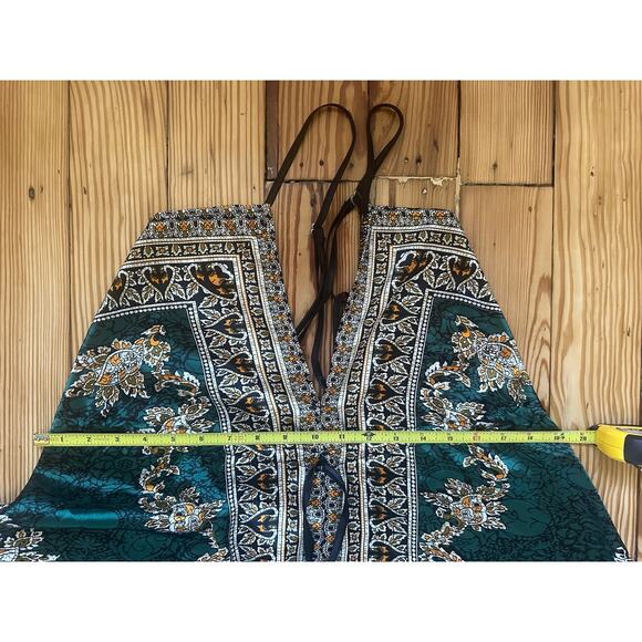 Thai Silk Green V-Cut Asymmetrical Hem Back Cross Strap Paisley Print Dress - Picture 9 of 12